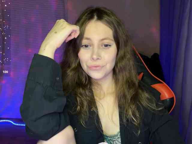 Natural-babe666 webcam