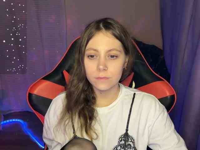 Natural-babe666 webcam