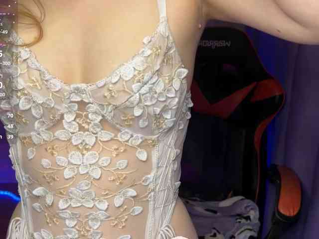 Natural-babe666 webcam
