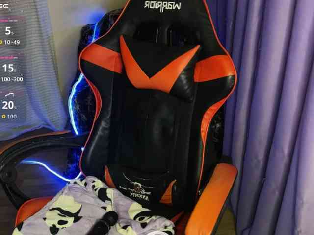 Natural-babe666 webcam