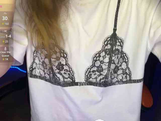 Natural-babe666 webcam