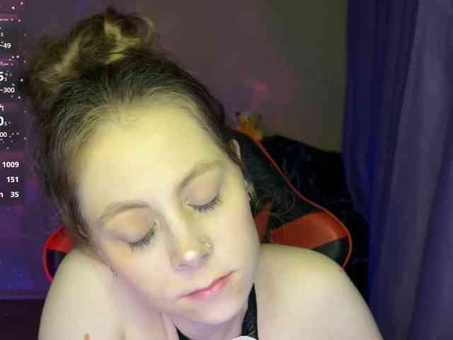 Natural-babe666 webcam