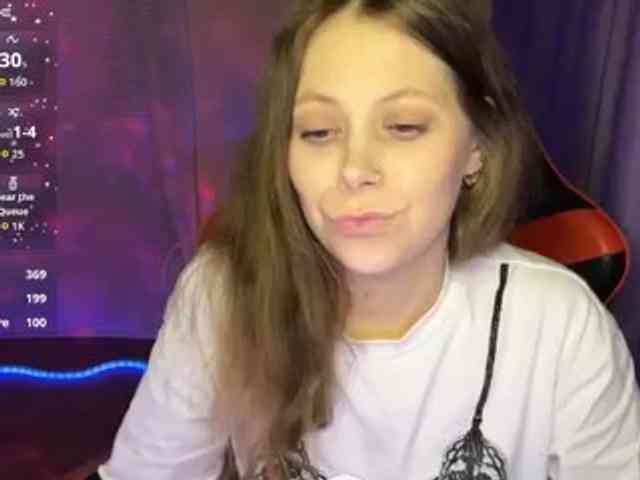 Natural-babe666 webcam
