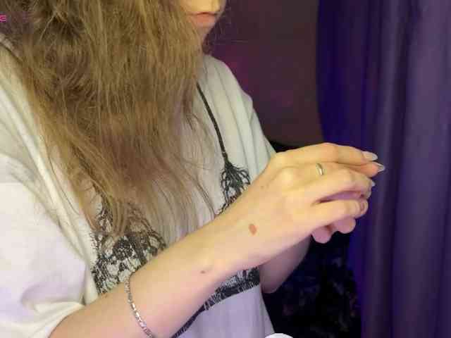 Natural-babe666 webcam