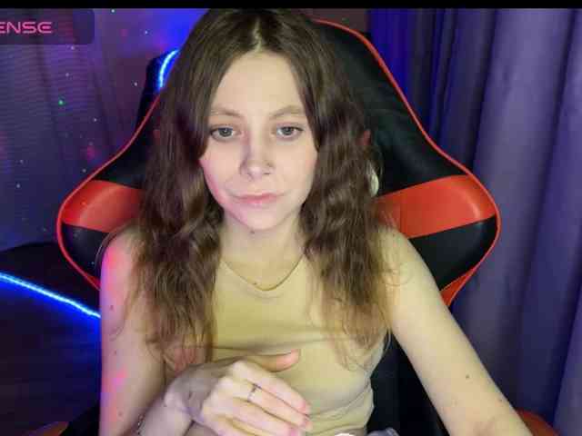 Natural-babe666 webcam