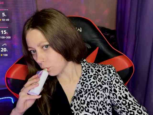 Natural-babe666 webcam
