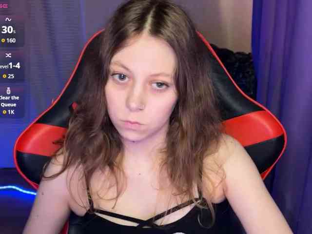 Natural-babe666 webcam