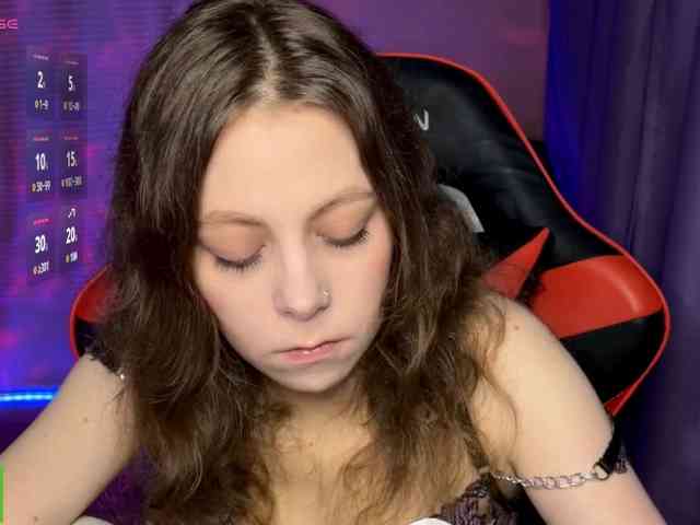 Natural-babe666 webcam