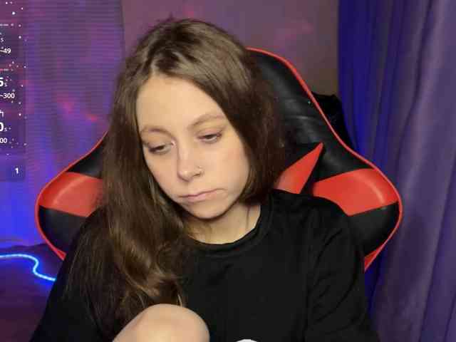 Natural-babe666 webcam