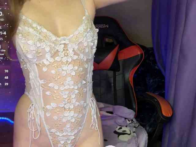 Natural-babe666 webcam