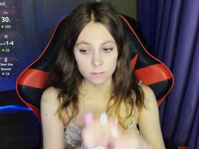 Natural-babe666 webcam