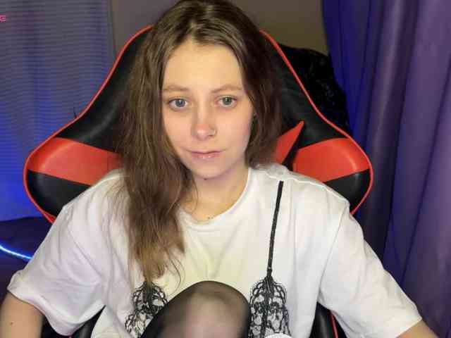 Natural-babe666 webcam