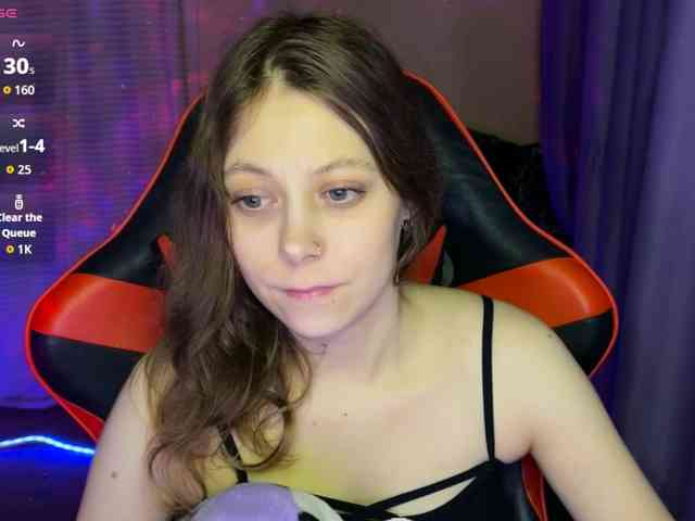 Natural-babe666 webcam