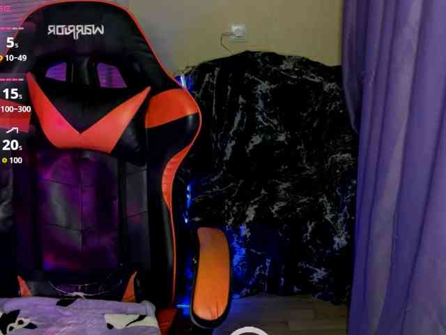 Natural-babe666 webcam