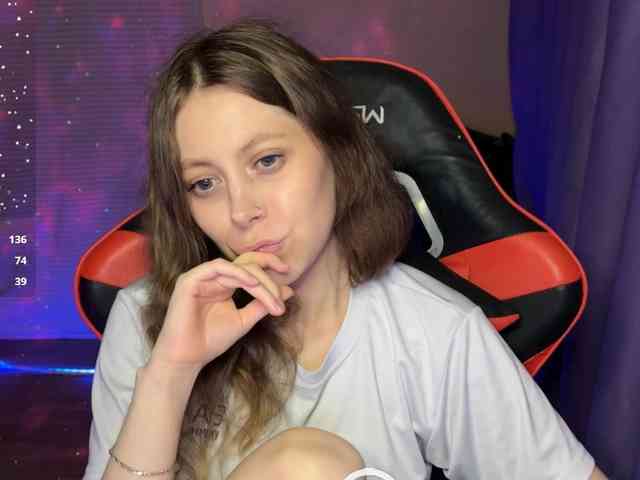 Natural-babe666 webcam