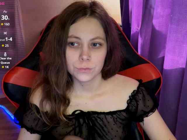 Natural-babe666 webcam