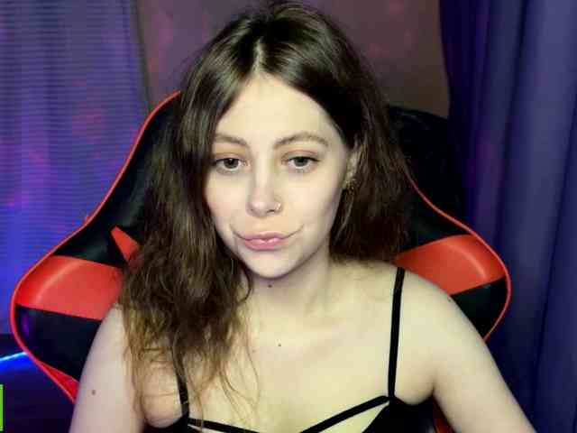 Natural-babe666 webcam