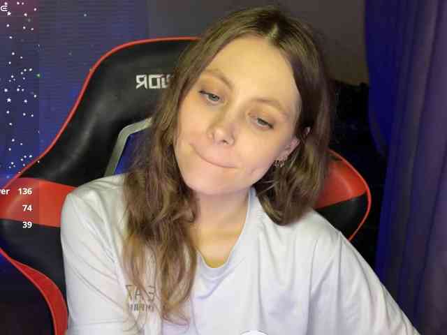 Natural-babe666 webcam