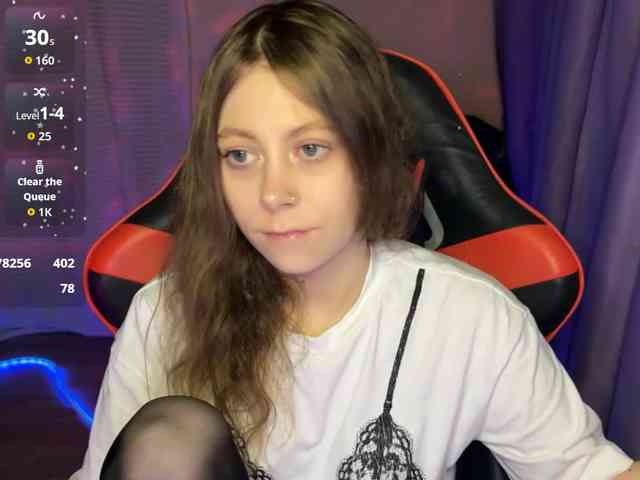 Natural-babe666 webcam