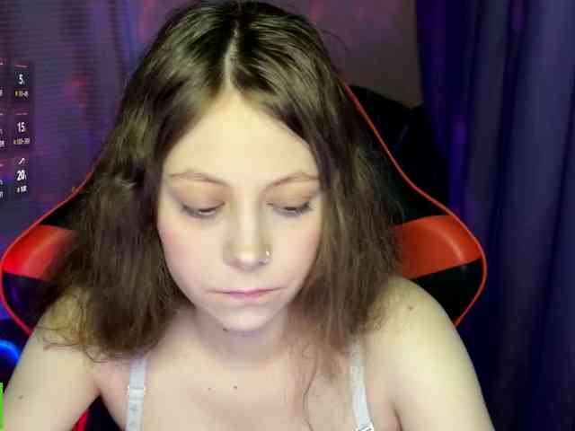 Natural-babe666 webcam