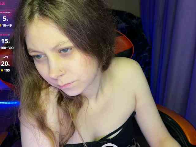 Natural-babe666 webcam