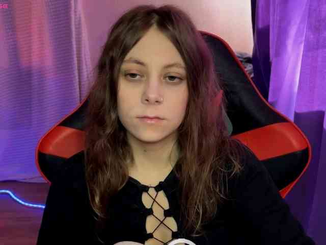 Natural-babe666 webcam