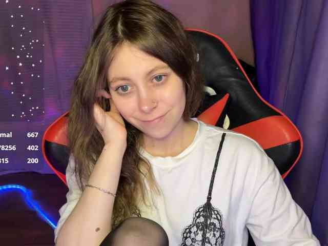 Natural-babe666 webcam