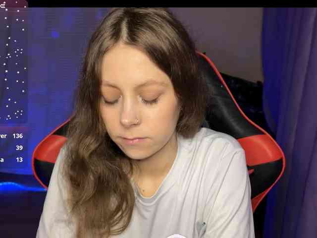 Natural-babe666 webcam