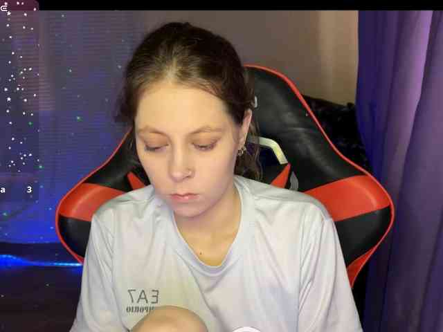 Natural-babe666 webcam