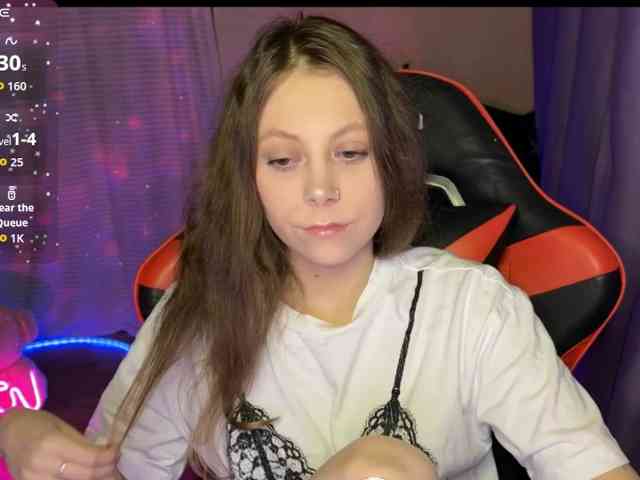 Natural-babe666 webcam