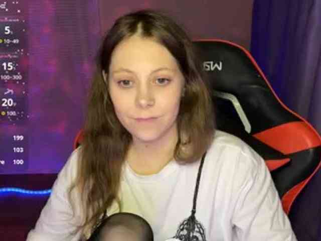 Natural-babe666 webcam