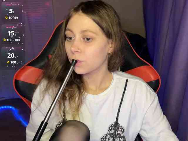 Natural-babe666 webcam
