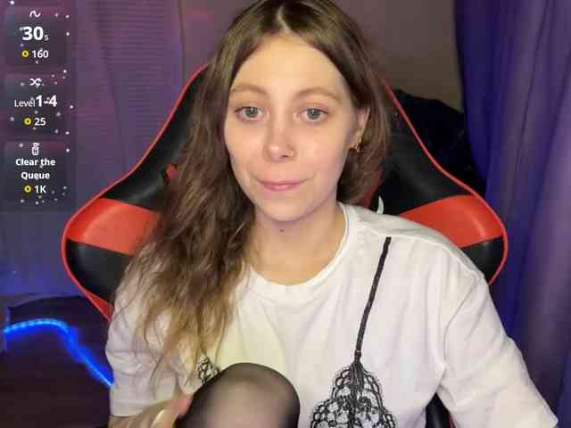 Natural-babe666 webcam