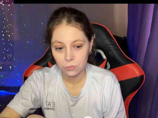 Natural-babe666 webcam