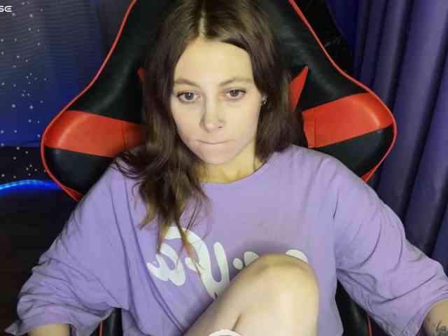 Natural-babe666 webcam