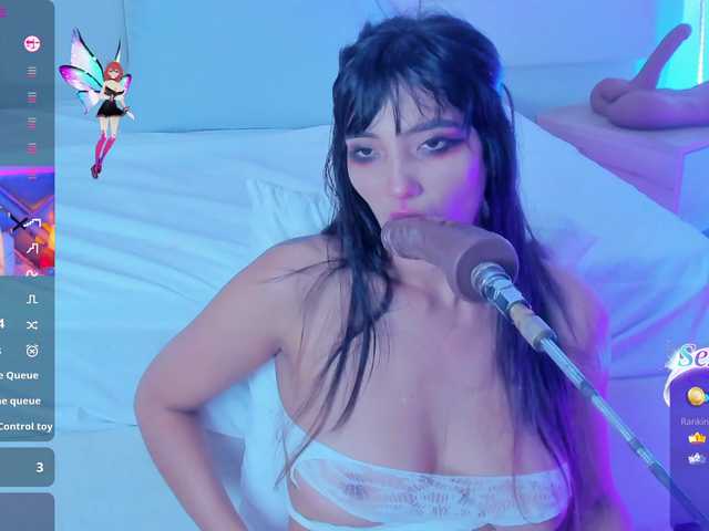 LiaaGenner live cam on BongaCams