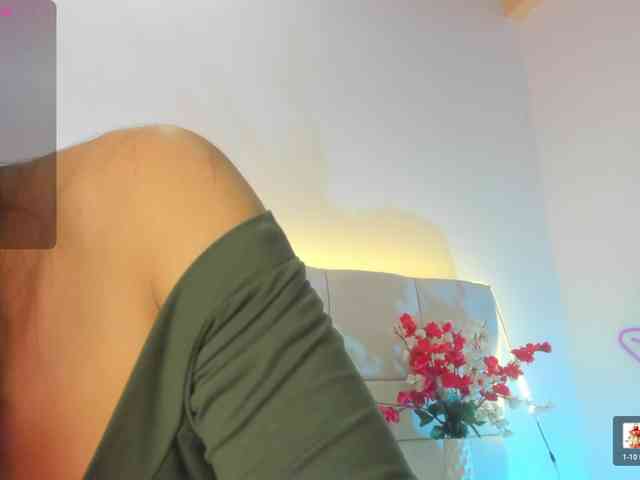 LiaaGenner webcam