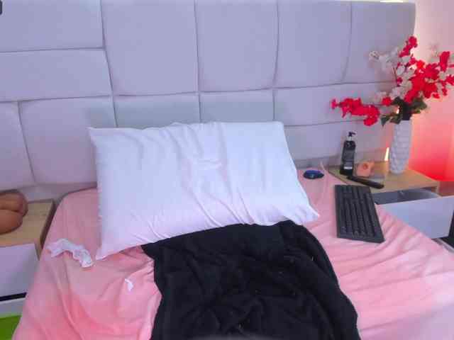LiaaGenner webcam