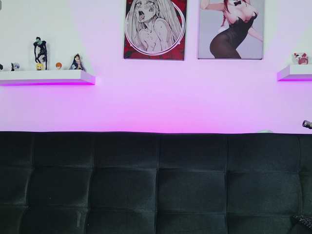 kary-bunny3 live cam on BongaCams