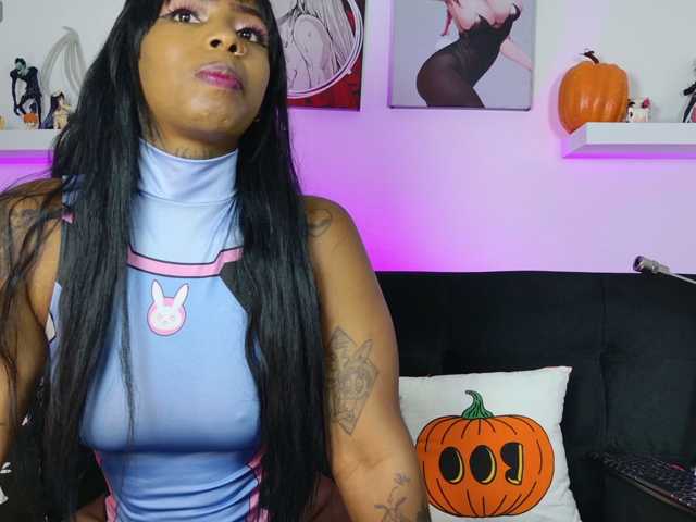 kary-bunny3 live cam on BongaCams