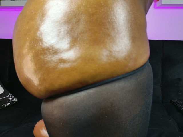 kary-bunny3, live now on BongaCams