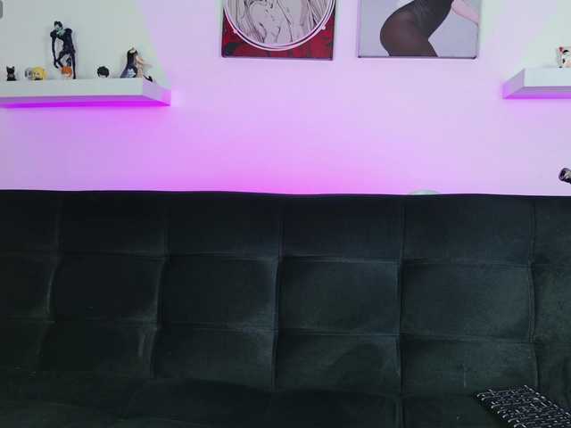 kary-bunny3 live cam on BongaCams