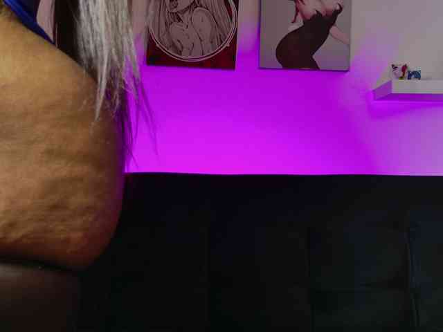 kary-bunny3 webcam