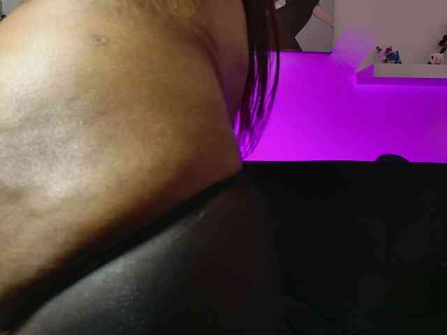 kary-bunny3 webcam