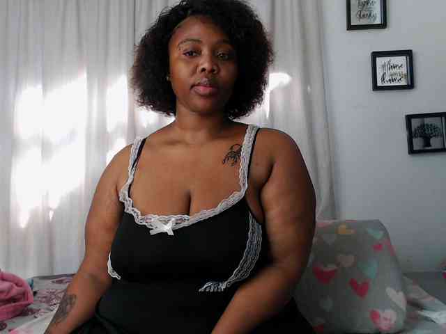 NastyCronica webcam