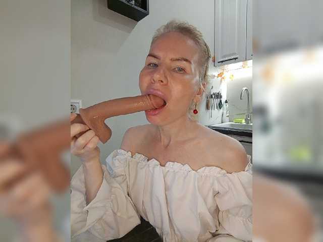 WomenS live cam preview