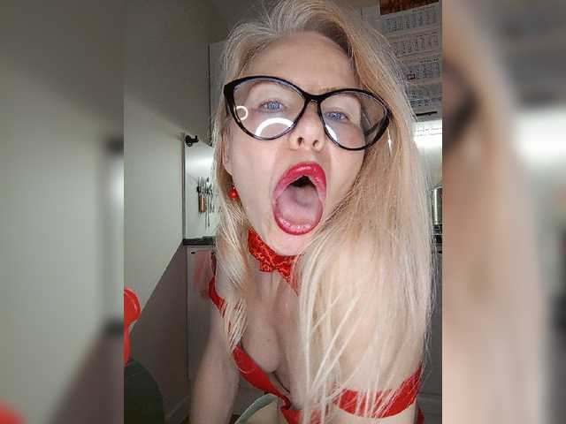  miss-1m chat room
