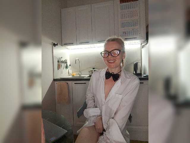 miss-1m live cam on BongaCams