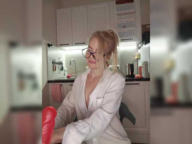 miss-1m's BongaCams show and profile