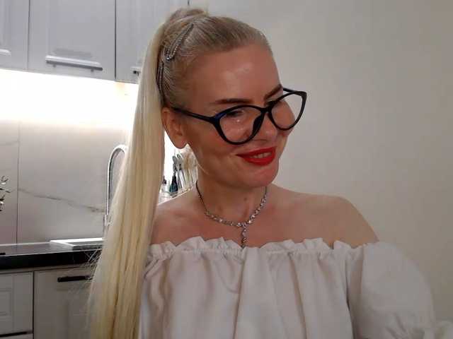 miss-1m live cam on BongaCams